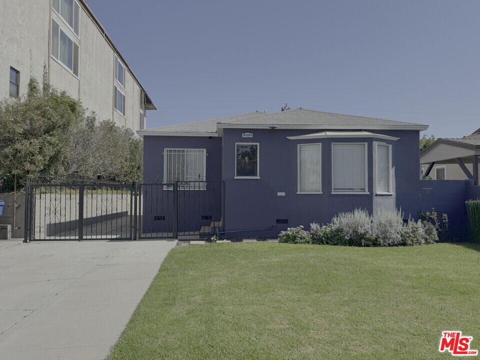 12442 Short Ave in Los Angeles, CA - Building Photo