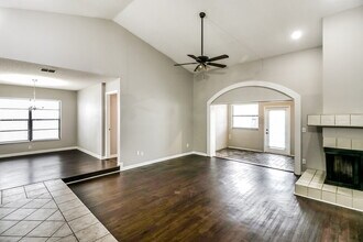 11504 Robles Del Rio Pl in Tampa, FL - Building Photo - Building Photo