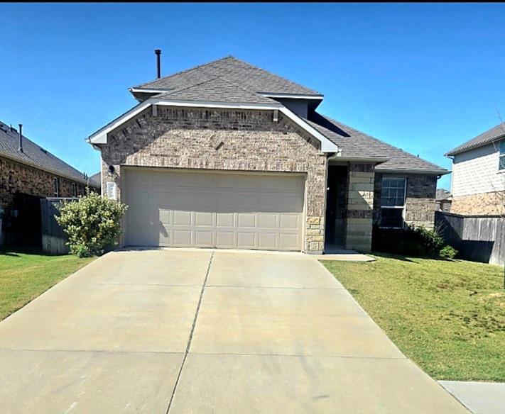 14204 Mcarthur Dr in Manor, TX - Building Photo