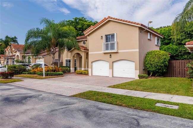 4670 SW 154th Pl in Miami, FL - Building Photo - Building Photo