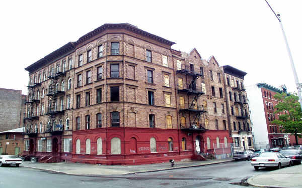 305 W 146th St in New York, NY - Building Photo - Building Photo