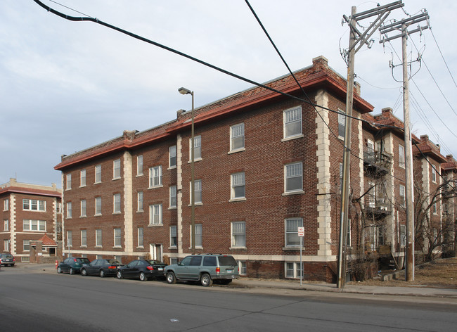 Lagoon Terrace in Minneapolis, MN - Building Photo - Building Photo