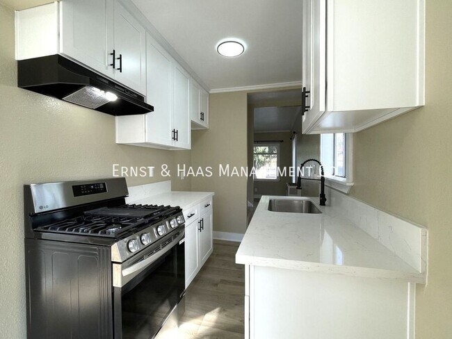 1224 Appleton St in Long Beach, CA - Building Photo - Building Photo