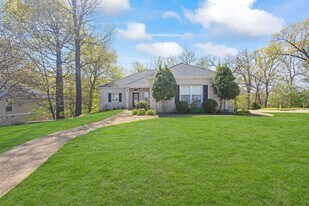 2 Churchwell Ct in Bentonville, AR - Building Photo