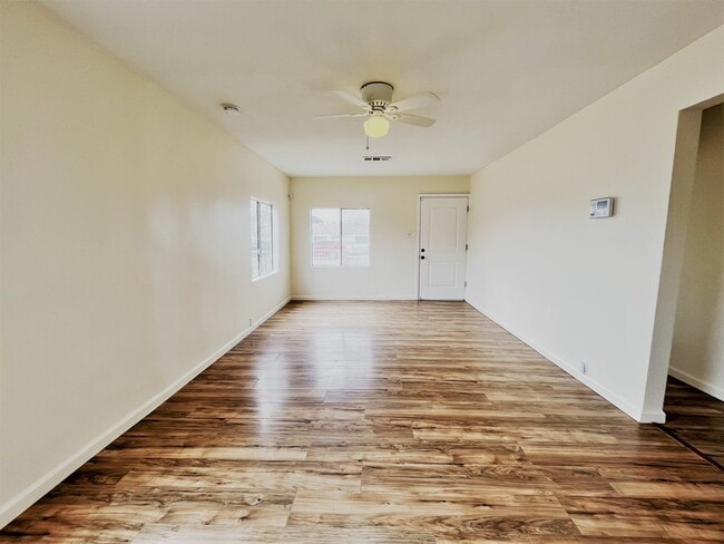1005 Sterling Rd