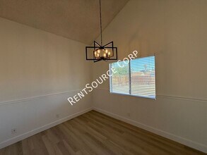 4835 Katrina Pl in Palmdale, CA - Building Photo - Building Photo