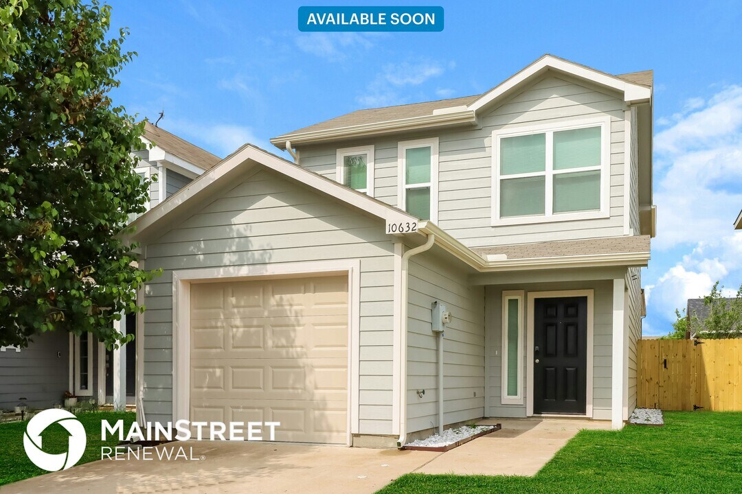 10632 Wild Oak Dr in Fort Worth, TX - Building Photo