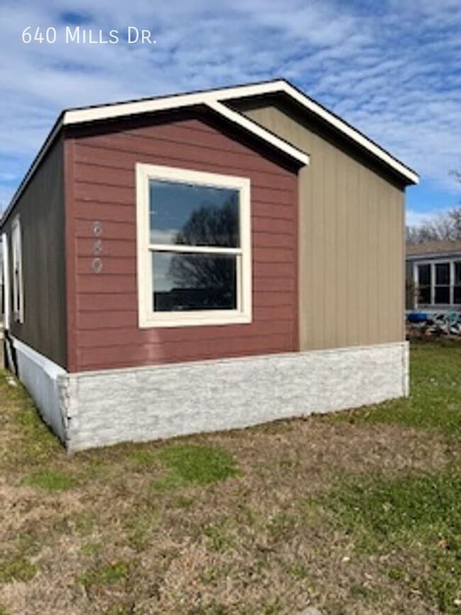 property at 640 N Mills Dr