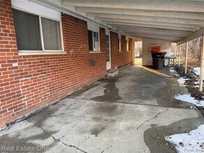 29449 Everett St in Southfield, MI - Building Photo - Building Photo