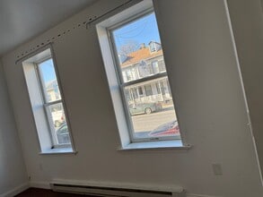 370 N 10th St in Lebanon, PA - Foto de edificio - Building Photo