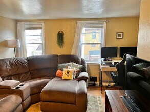 23 Enon Wy in Pittsburgh, PA - Building Photo - Building Photo