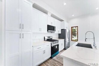 51 Kennebec Ave in Long Beach, CA - Building Photo - Building Photo