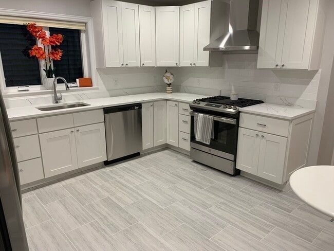 property at 27 Phillips St