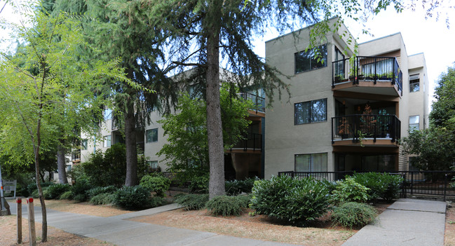 The Hazelmere Apartments in Vancouver, BC - Building Photo - Building Photo