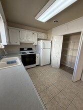 1225 W Main St in Collinsville, IL - Building Photo - Building Photo