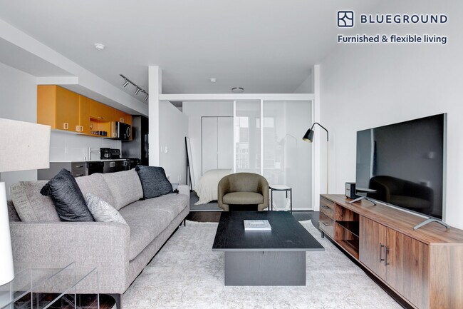 12288 NE 12th Ln-Unit -FL6-ID224 in Bellevue, WA - Foto de edificio - Building Photo