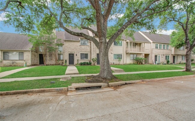 15309 Kingfield Dr