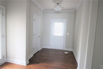 520 Grove Field Ct NW in Suwanee, GA - Building Photo - Building Photo