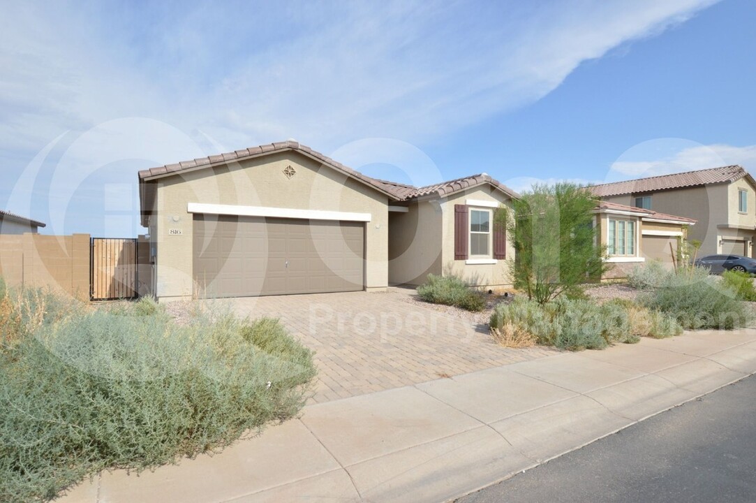 816 S Strahan Pl in Casa Grande, AZ - Building Photo
