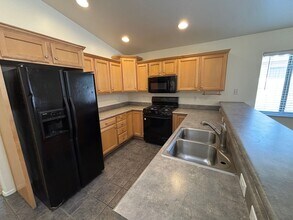 10500 E Carolina Willow Ln in Tucson, AZ - Building Photo - Building Photo