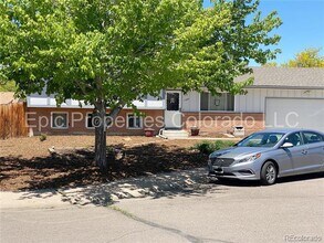 11259 E Alaska Pl in Aurora, CO - Foto de edificio - Building Photo