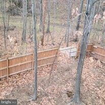 135 Hill Valley Dr in Winchester, VA - Building Photo