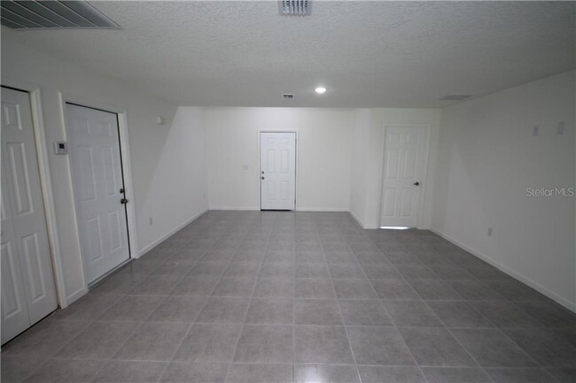 1550 Pace Dr NW in Palm Bay, FL - Building Photo - Building Photo