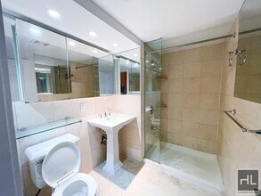 East 100th Street in New York, NY - Building Photo - Building Photo