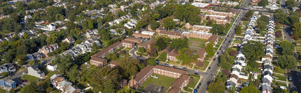 Greenwood Village in Hamilton, NJ - Foto de edificio - Building Photo