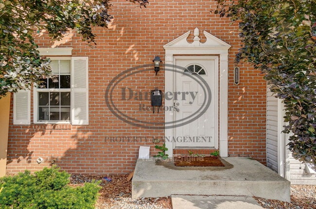 1113 N Byrne Rd in Toledo, OH - Building Photo - Building Photo