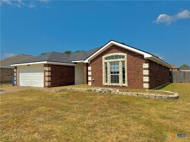 2409 Vernice Dr in Copperas Cove, TX - Building Photo