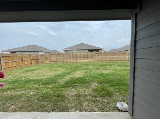 3104 Sherco Rd in Lorena, TX - Building Photo - Building Photo