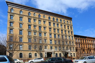 24 Mount Morris Park W in New York, NY - Foto de edificio - Building Photo