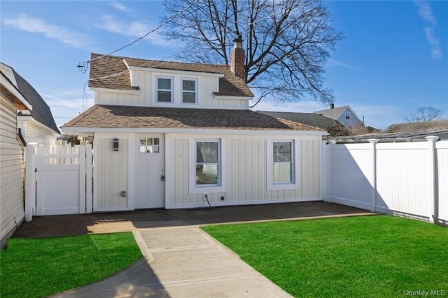 property at 237 Porterfield Pl