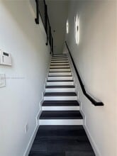 10479 NW 82nd St in Doral, FL - Building Photo - Building Photo