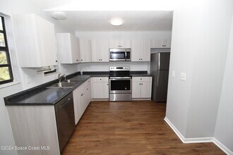 440 Mercury Ave SE in Palm Bay, FL - Building Photo - Building Photo