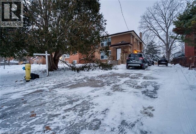 property at 330 Kiwanis Park Dr