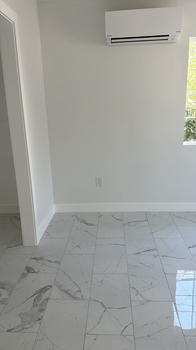 8612 Stewart and Gray Rd in Downey, CA - Building Photo - Building Photo