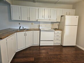 11453 Underwood St in Willis, TX - Building Photo - Building Photo