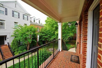 307 Le Gran Bend in Atlanta, GA - Building Photo - Building Photo