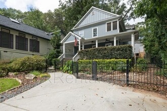 1018 Berne St SE in Atlanta, GA - Building Photo - Building Photo