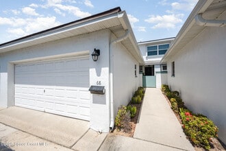290 Paradise Blvd in Indialantic, FL - Building Photo - Building Photo