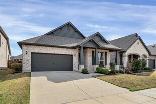 1404 Arrowwood Dr in Krugerville, TX - Building Photo