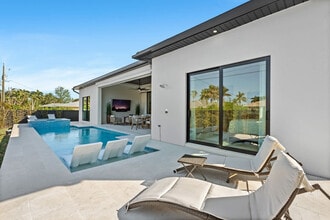 745 103rd Ave N in Naples, FL - Building Photo - Building Photo