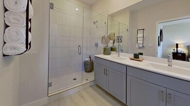 17132 SW 2nd Cir in Pembroke Pines, FL - Foto de edificio - Building Photo