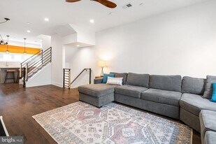 1757 Waterloo St in Philadelphia, PA - Building Photo