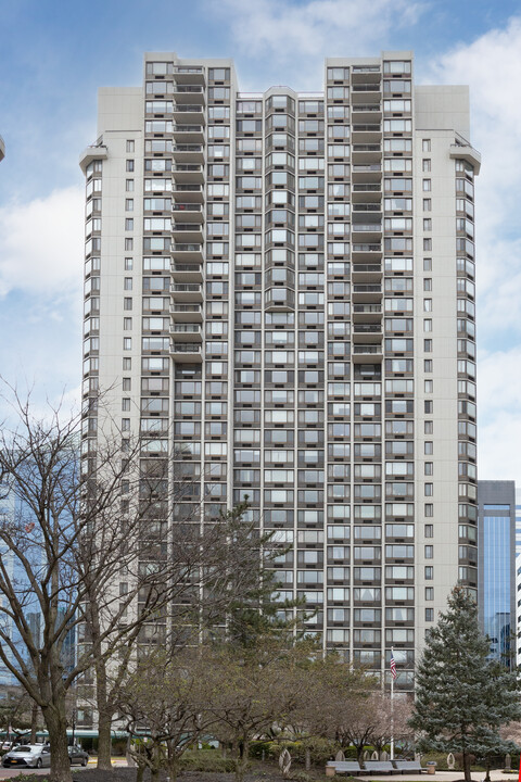 The Emerald in Jersey City, NJ - Building Photo