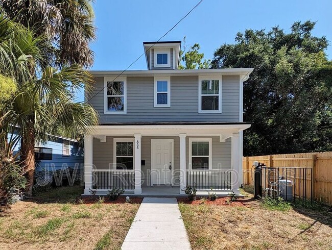property at 835 Oakley St