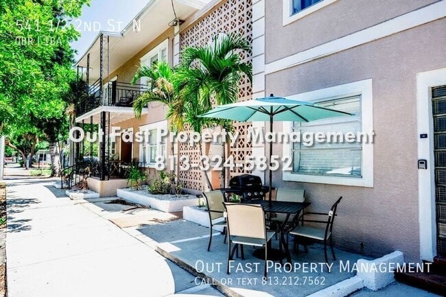 541 1/2 2nd St. N in St. Petersburg, FL - Foto de edificio - Building Photo