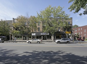 5651-5659 Sherbrooke Rue O in Montréal, QC - Building Photo - Building Photo